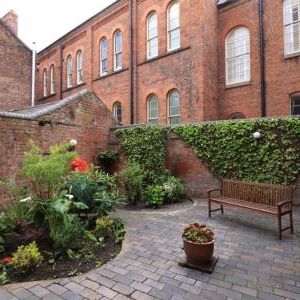 39 St. Johns Hill, Shrewsbury, SY1 - Photo 1