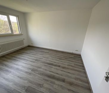 2-Zimmer-Wohnung im Dachgeschoss mit Badewanne in Wilhelmshaven - zentrale Lage !!! - Foto 6