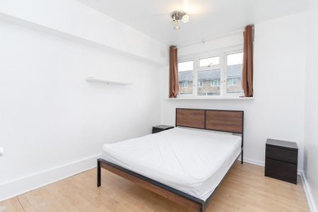 3 bedroom flat to rent - Photo 4