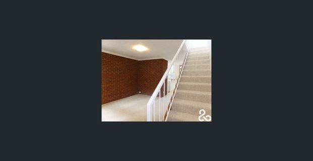 Living on Locksley - Photo 1