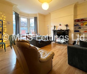 7 Bedroom Mid Terraced House for rent in Regent Park Terrace - Photo 2