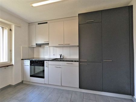 geräumige 4.5-Zimmer-Wohnung - Photo 2