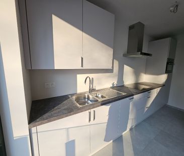 Recent appartement met terras in het centrum van Kuringen - Photo 5