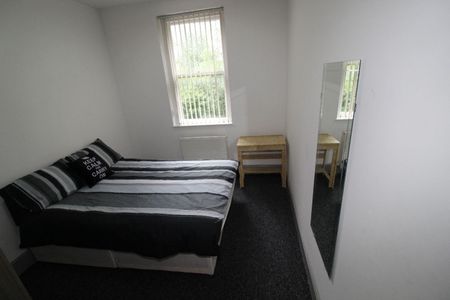 23 Fishergate Hill, Flat, PRESTON, Lancashire PR1 8JB - Photo 3