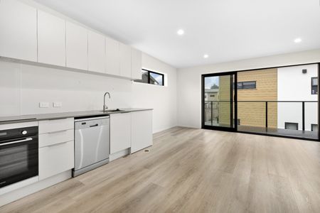 15 The Strand, Wainuiomata - Photo 4