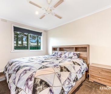 5/7 Lake Ave , MITCHAM - Photo 1