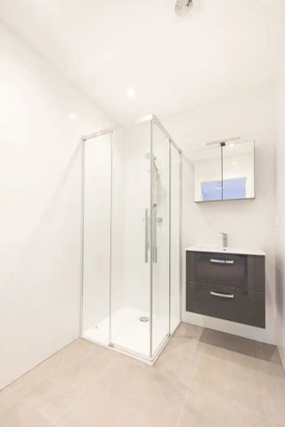 GEDEELDE WONING - 5 SLAAPKAMERS - 2 STUDIO'S + ATELIER - foto 5