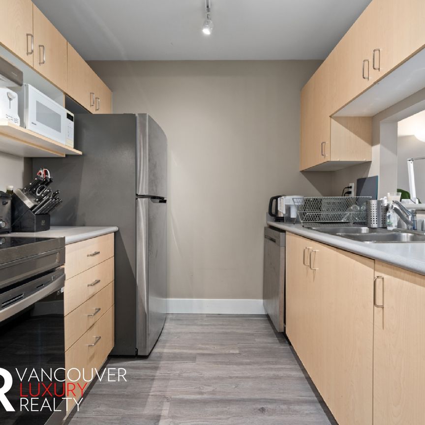 1010 Howe Street, Unit #906 - Photo 1