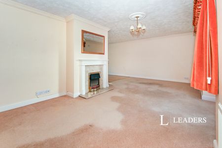 3 bedroom bungalow to rent Shire Avenue, Spalding, PE11 - Photo 3