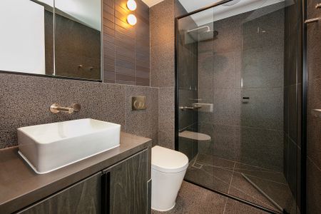 Modern Living in the Heart of Bentleigh - Photo 5