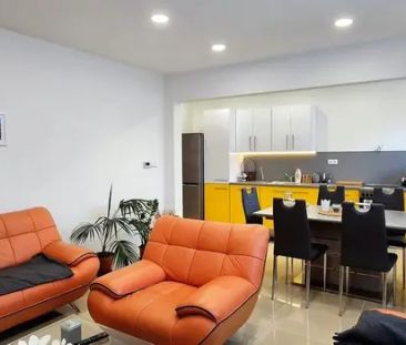 NABÍDKA PRONÁJMU LUXUSNÍHO, PROSTORNÉHO BYTU 2+KK V RAJHRADĚ U BRNA - Photo 4