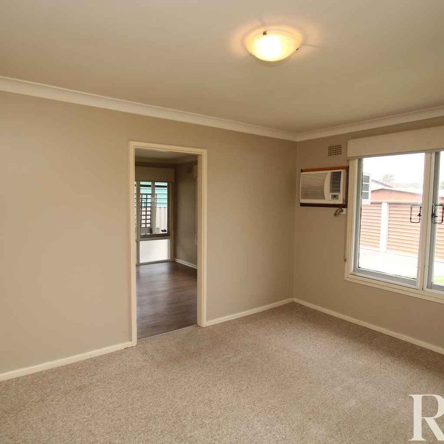 8 Pelsart Avenue Willmot - Photo 1