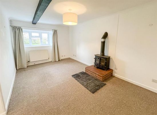 2 bedroom cottage to rent - Photo 1