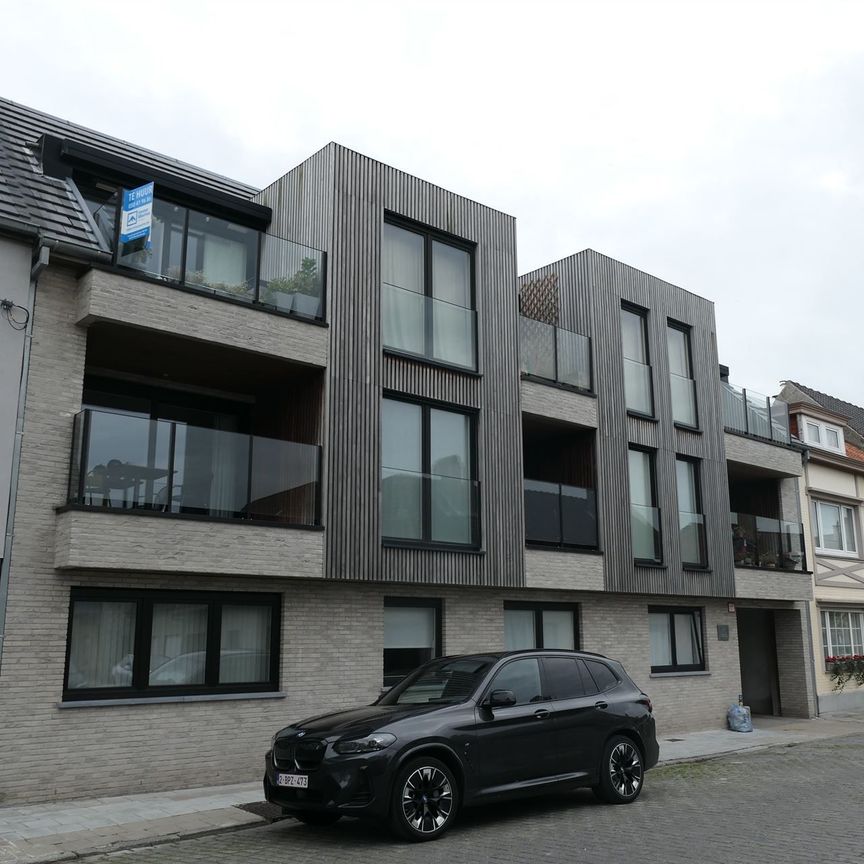 LICHTRIJK APPARTEMENT / INCL. GARAGE - Photo 1