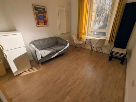 1 bedroom flat to rent - Photo 5