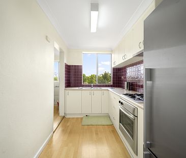 22/99 Canberra Avenue, Griffith - Photo 5
