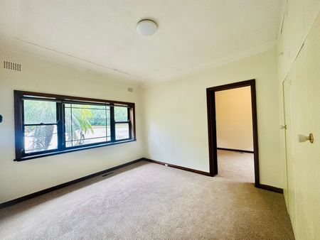 517 Mowbray Road West, 2066, Lane Cove North Nsw - Photo 2