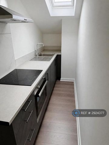 Studio to rent - Photo 5