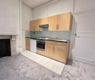 1 bedroom flat to rent - Photo 6