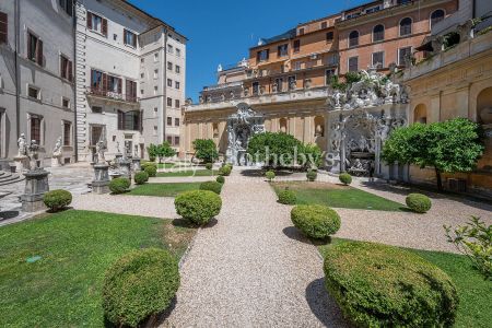 Timeless Elegance in Palazzo Borghese’s Unique Suites - Photo 5