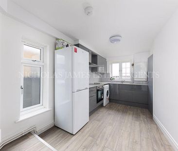 3 bedroom apartment to rent - Photo 3