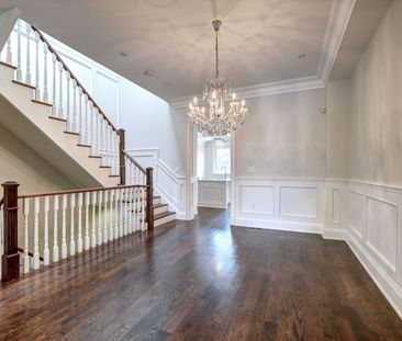 For Lease - 311 Davisville Avenue, Toronto, Ontario - Photo 2