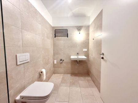 gut aufgeteilte 4-Zimmer Wohnung mit 2 WC's und einem südwest Balkon - Foto 2