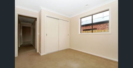 GREAT HOME, GREAT LOCATION - Photo 5