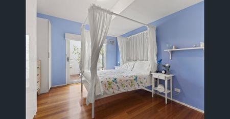 Charming, bright Brunswick home! - Photo 4