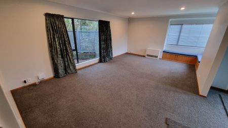 56 Abilene Crescent, Churton Park - Photo 3