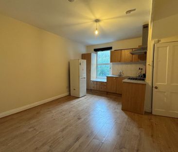 Wellesley Road - Photo 5