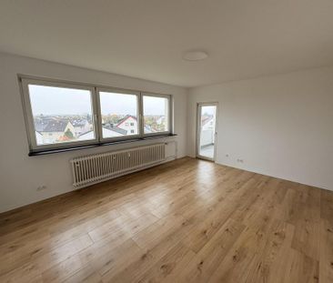 Moderne und lichtdurchflutete 3 Zimmerwohnung mit weitem Ausblick a... - Foto 1