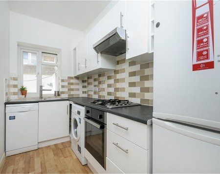 Gleneagle Road, 38 Gleneagle Road, Streatham, London, SW16 - Photo 4