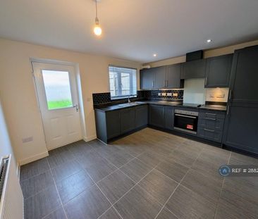 2 bedroom terraced house to rent - Photo 5
