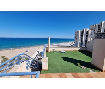 2 bedroom luxury penthouse for rent in Alicante, Valencia - Photo 3