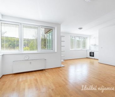 Pronájem bytu 1+kk 46 m² - Photo 3