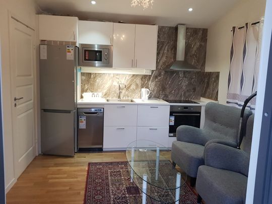 Glömstavägen, Huddinge - Photo 1