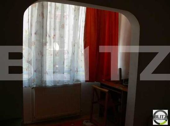 Apartament cu 4 camere mobilat si utilat! - Fotografie 1