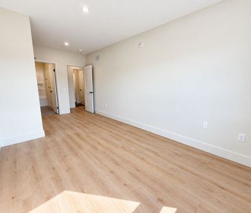 For Lease - 8 Hutt Lane Unit# 304, Thorold, Ontario - Photo 5