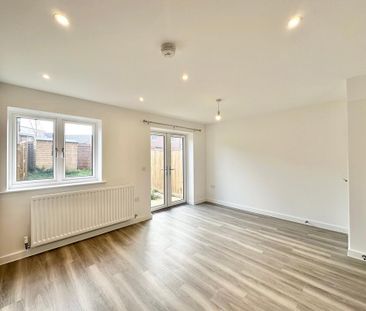 4 bedroom end of terrace house to rent - Photo 5