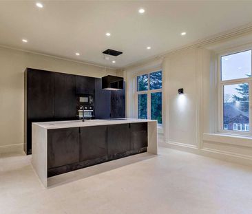 Elegant apartment is situated within a beautifully renovated period... - Photo 2