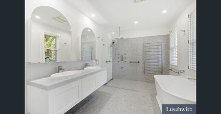 Sophisticated Family Living in the Heart of Wahroonga - Photo 5