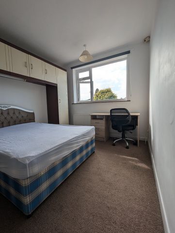 5 Bed Detached House, Arnesby Road, NG7 - Photo 3