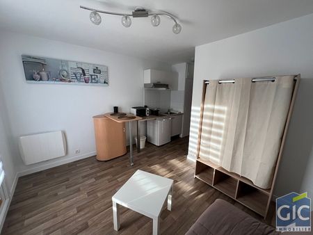 Location Appartement 1 pièce 16m² - Photo 3