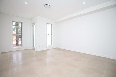 10/33 Louis Street, Granville. - Photo 3