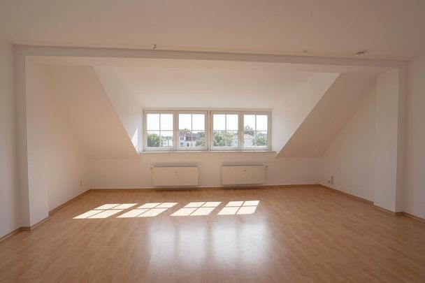 **3-Zimmer-Maisonettewohnung am Arthur-Bretschneider-Park** - Photo 1