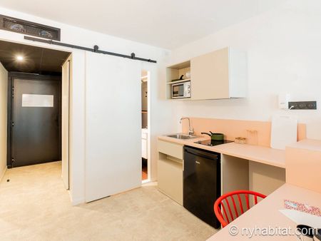 Logement à Paris, Location meublée - Studio T1 - Banlieues (PA-4972) - Photo 4