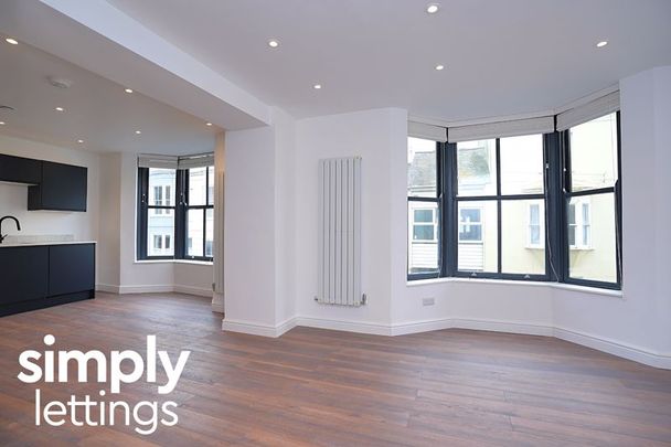 2 Bed property for rent - Photo 1