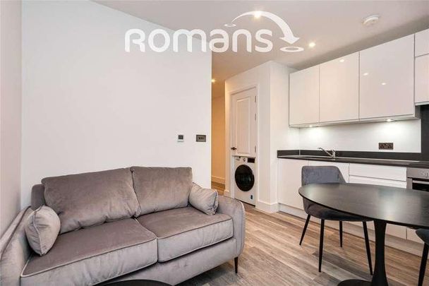 Lyon Way, Frimley, Camberley, Surrey, GU16 - Photo 1