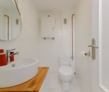 Room for students located in the heart of Valencia - Photo 2